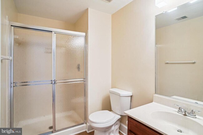 Building Photo - 9140 Goshen Valley Dr