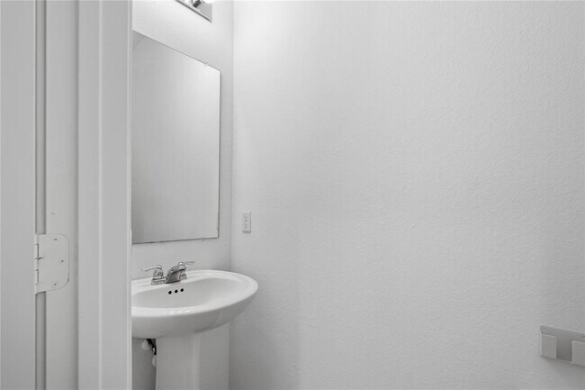 Building Photo - 148 Rowdy Yates Wy