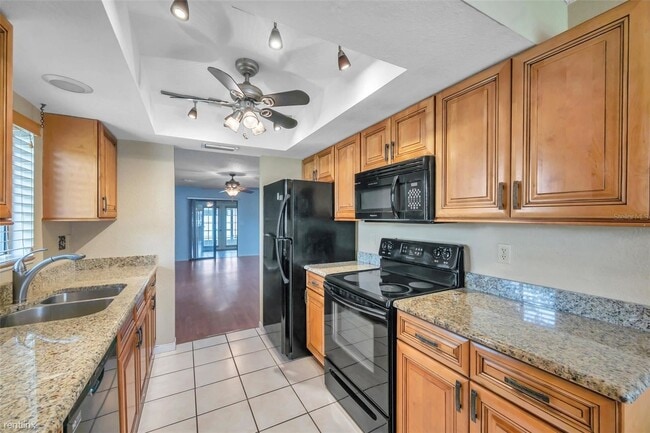 Building Photo - 2 br, 2 bath House - 7360 R Ulmerton Road