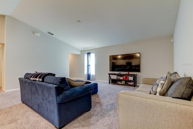 Building Photo - 6738 Hanworth Ln