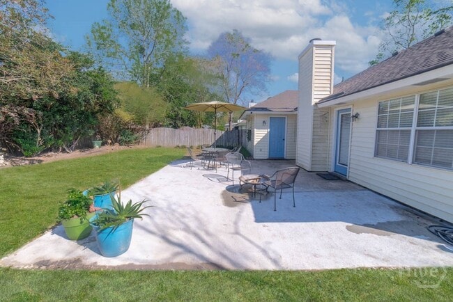 Building Photo - 373 Teal Lake Dr