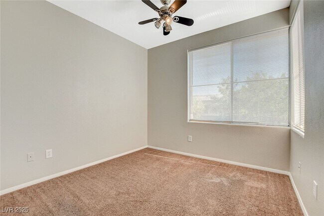 Building Photo - 669 Peachy Canyon Cir