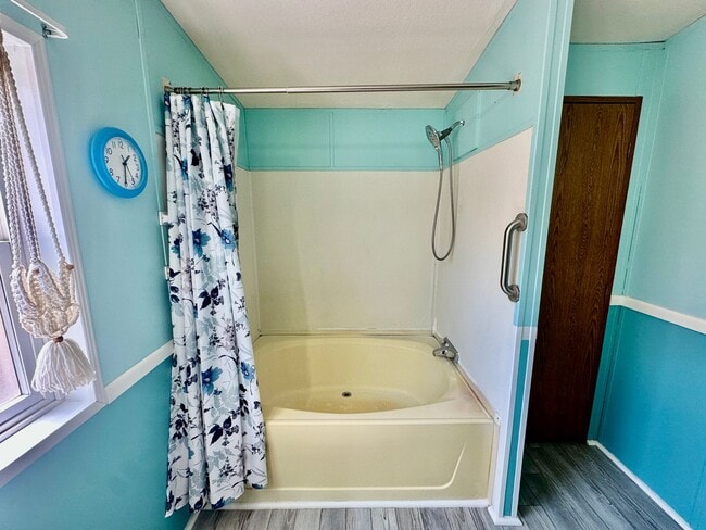 Building Photo - Suncrest Rental