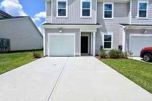 Building Photo - 211 River Birch Ln