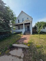Building Photo - 741 Marinette Ave