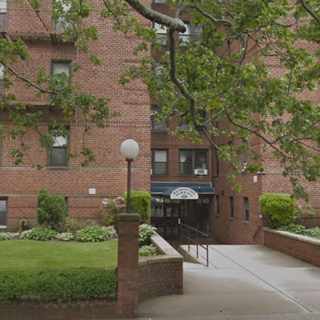 Building Photo - 160 Ocean Pkwy