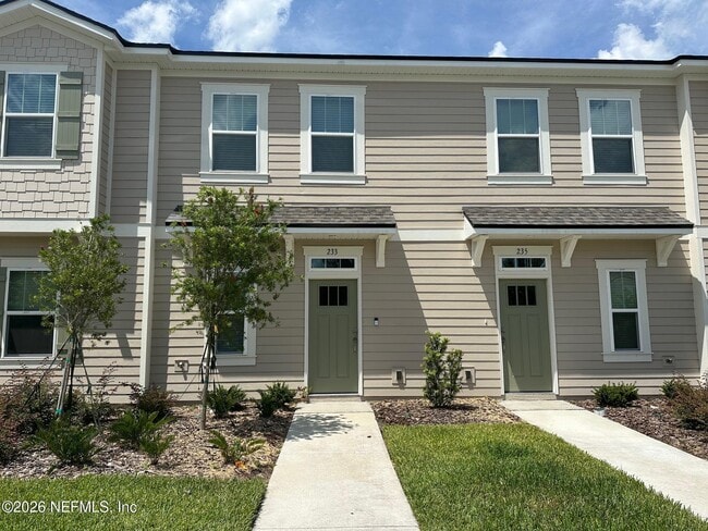 Building Photo - 233 Annies Pl