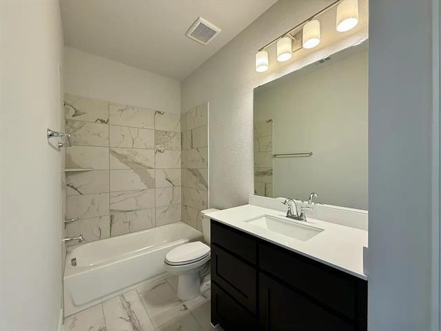 Building Photo - 2732 Acadia Mews