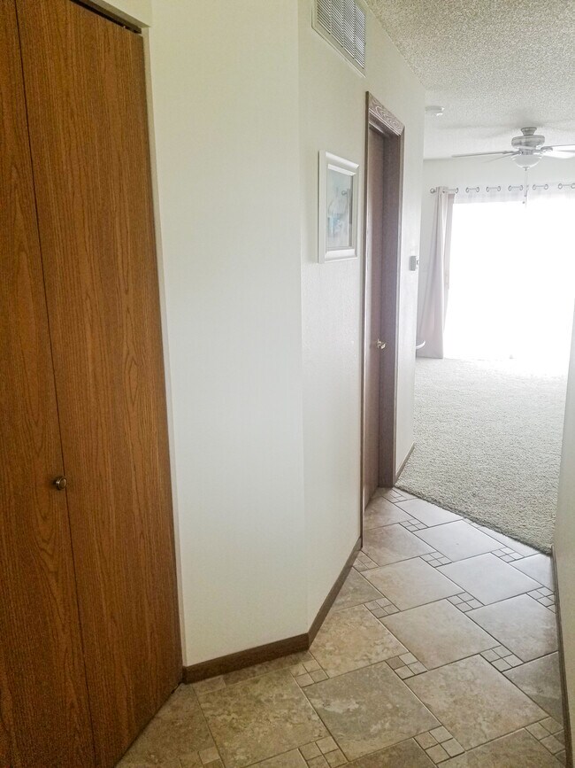 Building Photo - 102 Northridge Dr