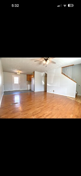 Building Photo - 219 Jim Thorpe Dr