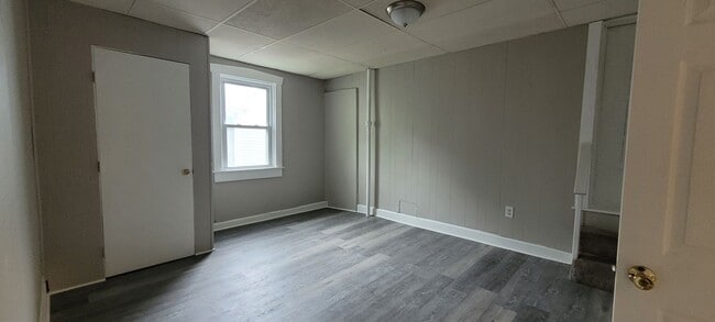 Building Photo - 3 bedroom 1 bathroom home in Brownstown/Leola