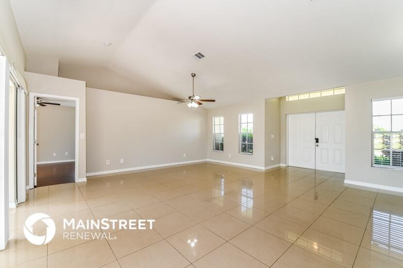 Building Photo - 1425 SW 6th Pl