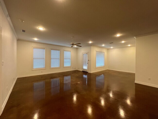Building Photo - 2964 Elkton Trail
