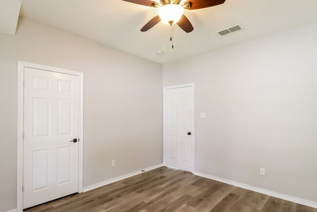 Building Photo - 6211 August Run