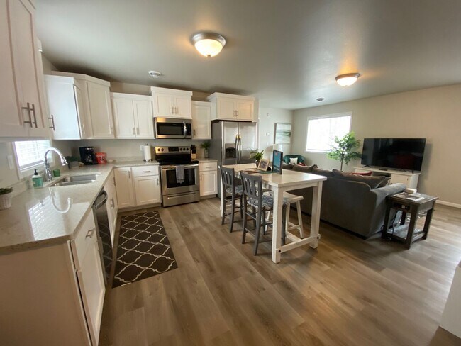 Building Photo - NEW CONSTRUCTION - 3 bdrm/2 bath Townhome!