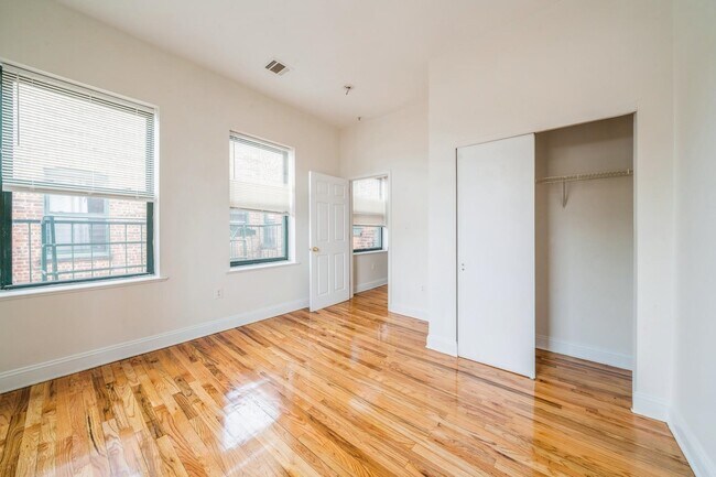 Primary Photo - 144 Virginia Ave