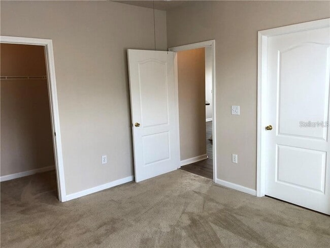 Building Photo - 10526 Villa View Cir