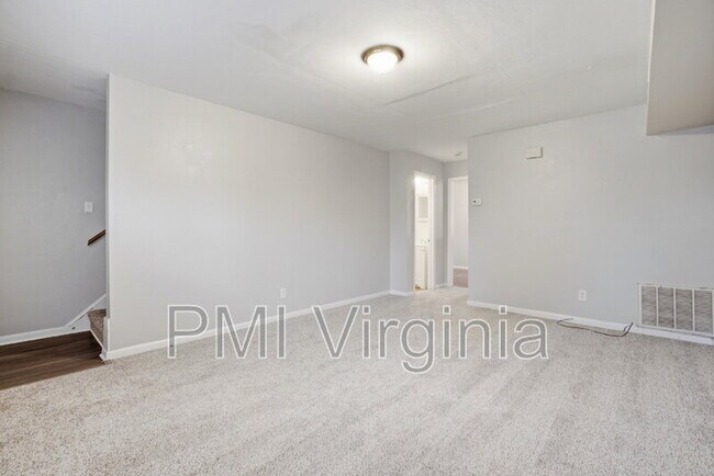 Building Photo - 4209 Dunning Rd