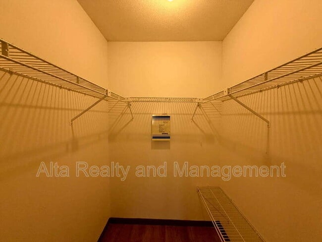 Building Photo - 4655 Trevi Dr