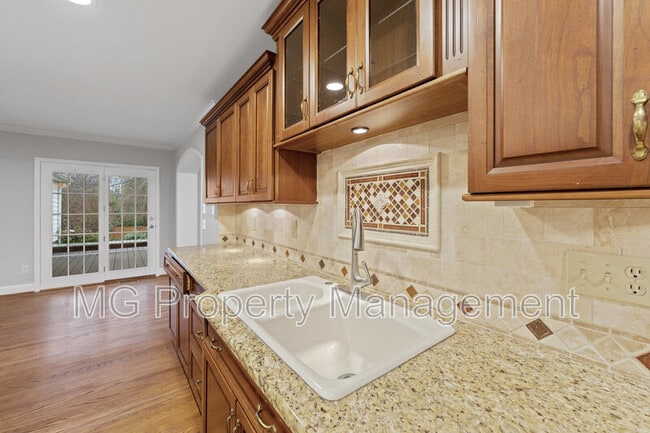 Building Photo - 4023 Arbor Way