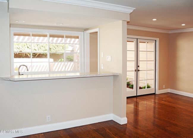 Building Photo - 4551 Tam O Shanter Dr