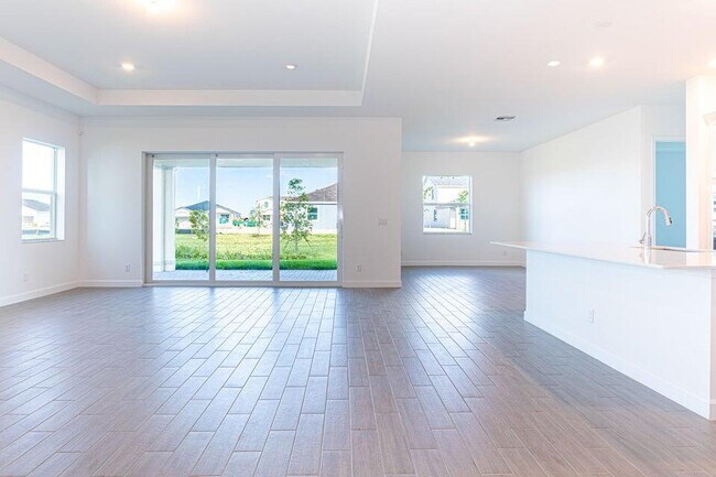 Building Photo - 1132 Haywagon Trl