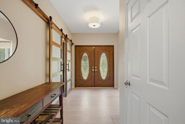 Building Photo - 2641 Dogwood Ln