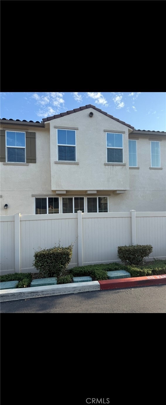 Building Photo - 603 S Fillmore Ave