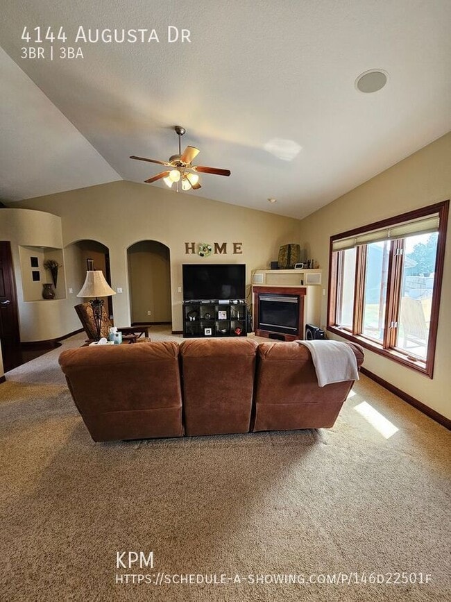 Building Photo - 4144 Augusta Dr