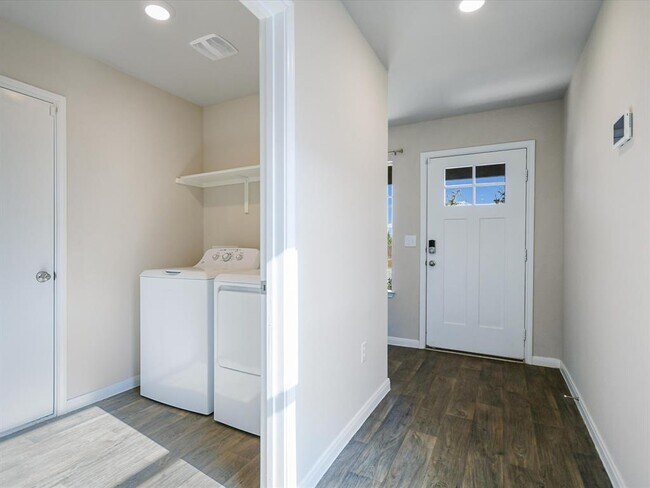 Building Photo - 14408 Boquist Dr