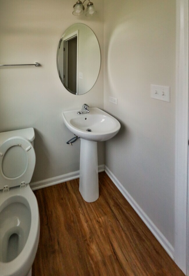 Building Photo - 2564 Retreat Cir
