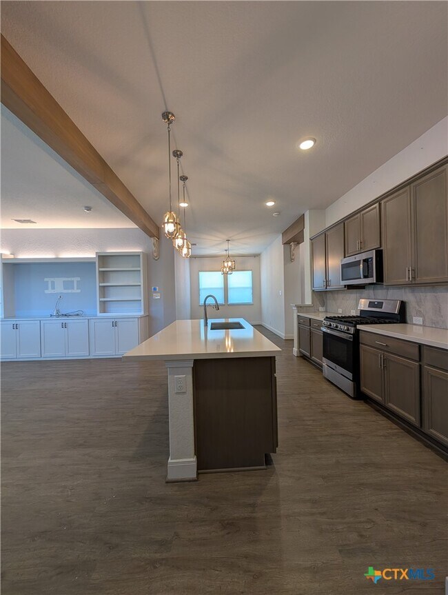 Building Photo - 2935 Aller