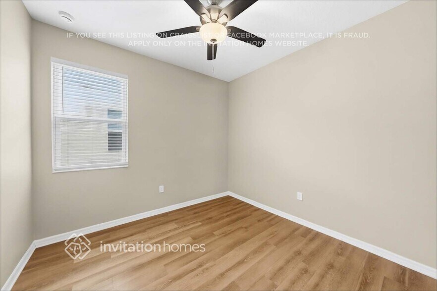 Building Photo - 14231 Seranoa Dr