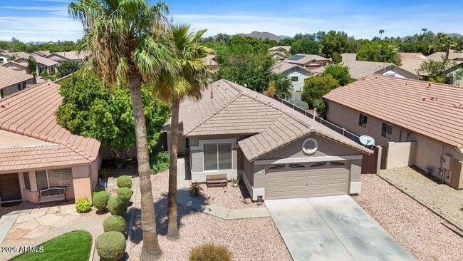 Building Photo - 8014 W Joedad Terrace