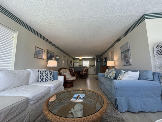 Building Photo - 1501 NE Ocean Blvd