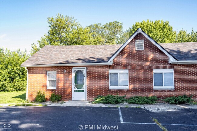 Primary Photo - 2142 W US Hwy 40