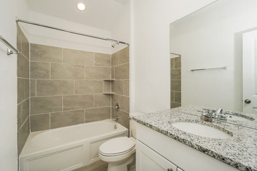 Building Photo - 6608 Brandy Path