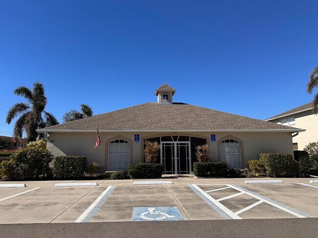 Building Photo - 1803 Auburn Lakes Cir