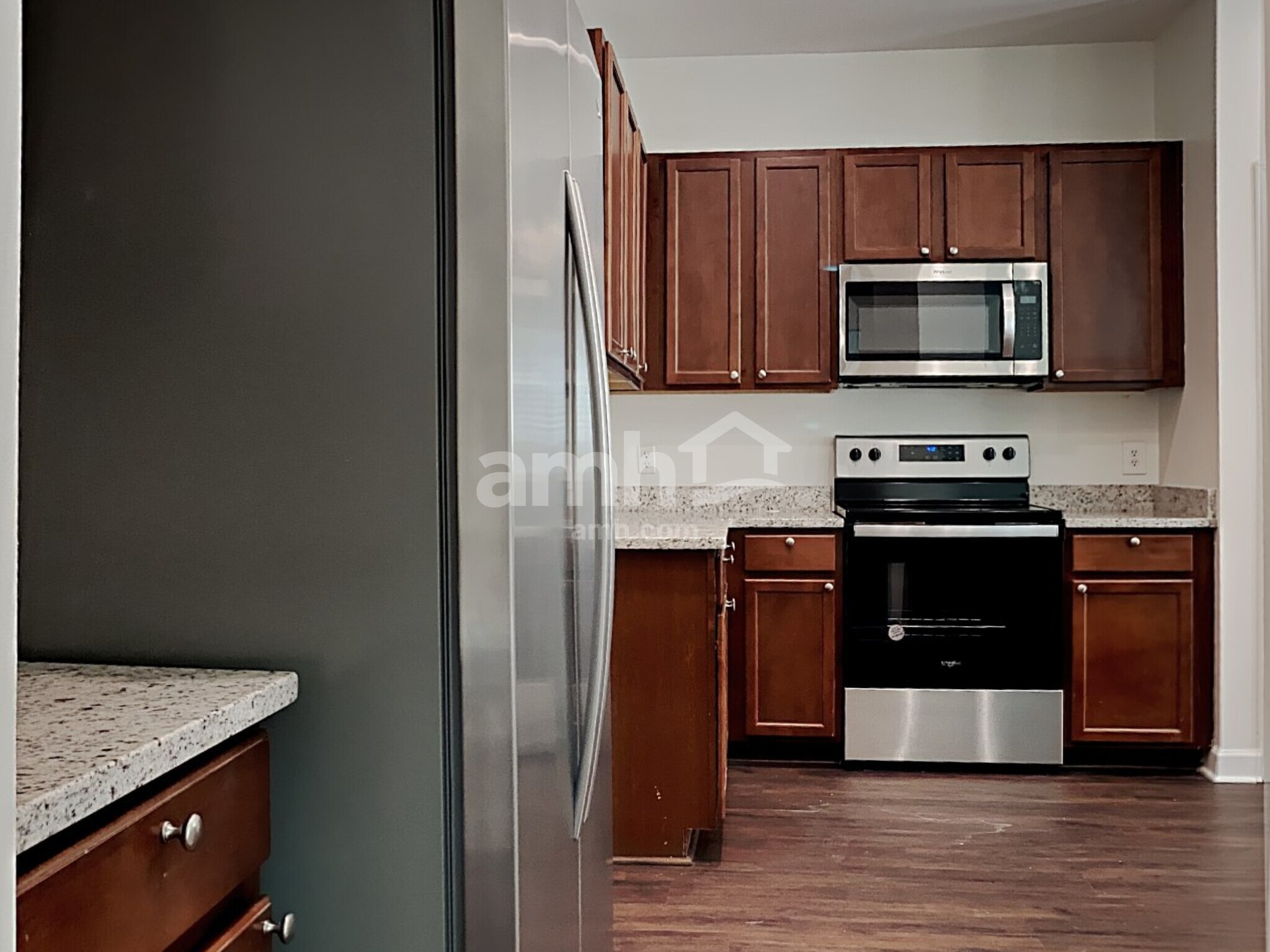 Building Photo - 118 Maywood Drive