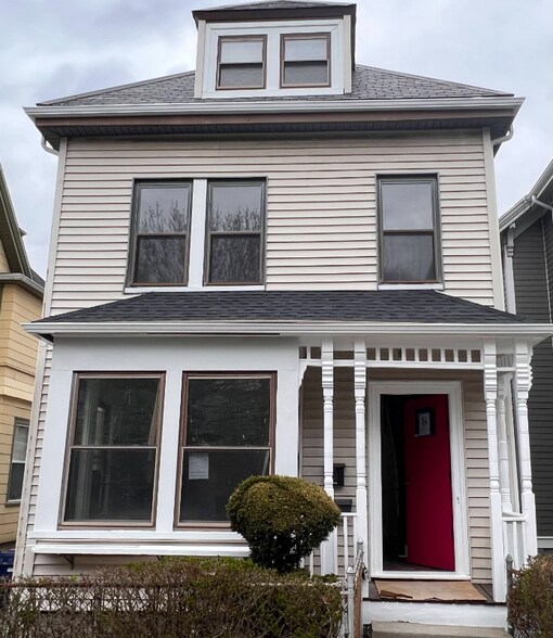 Primary Photo - 23 Woodville St