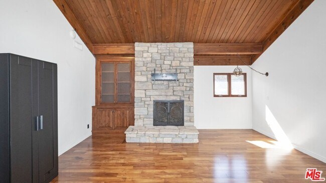 Building Photo - 12841 Landale St