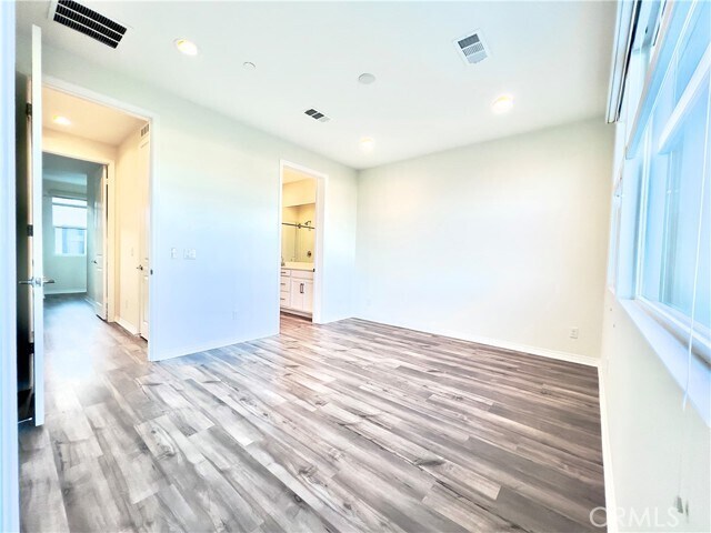 Building Photo - 110 Keeper