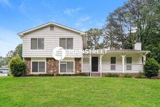 Building Photo - 5 Bedroom Pet-Friendly Home in STONE MOUNTAIN, GA with Main Street Renewal