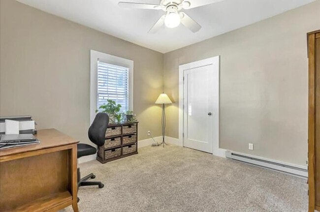 Building Photo - 1358 Fremont St