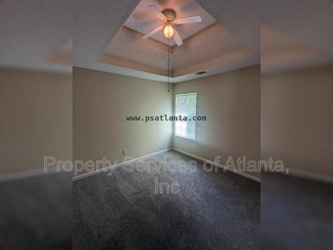 Building Photo - 600 Gonzaga Cir