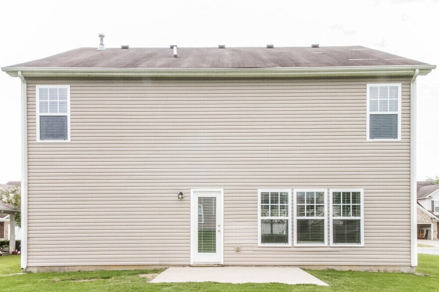 Building Photo - 336 Stewart Springs Dr