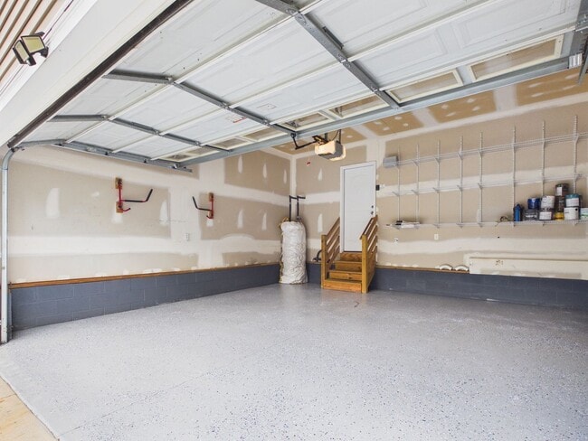 Building Photo - 3015 Chislet Dr