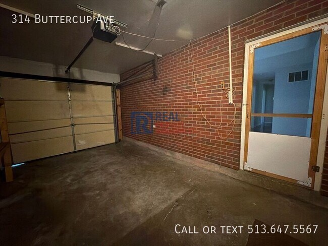 Building Photo - 314 Buttercup Ave
