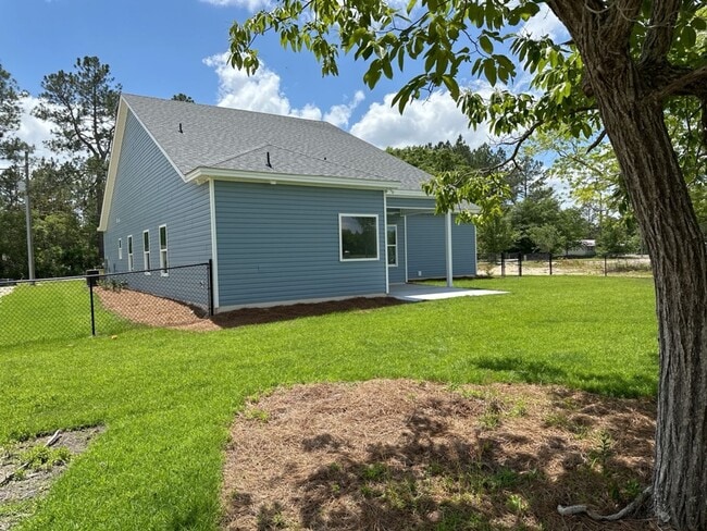 Building Photo - 125 Ennis Rd