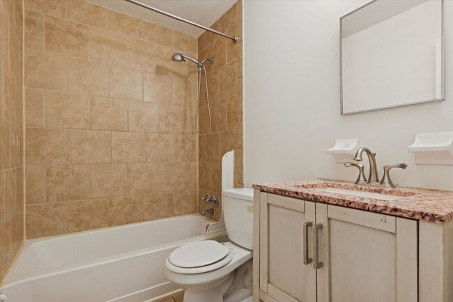 Building Photo - Available now, 3B/2.5B Two Story Townhome in Butler Park!